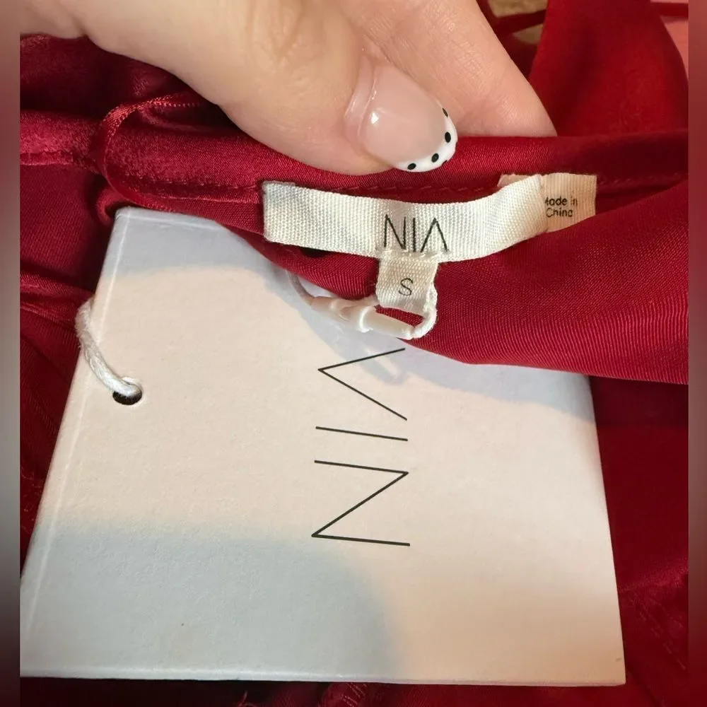 NWT NIA Nicolas Devon Skirt Set